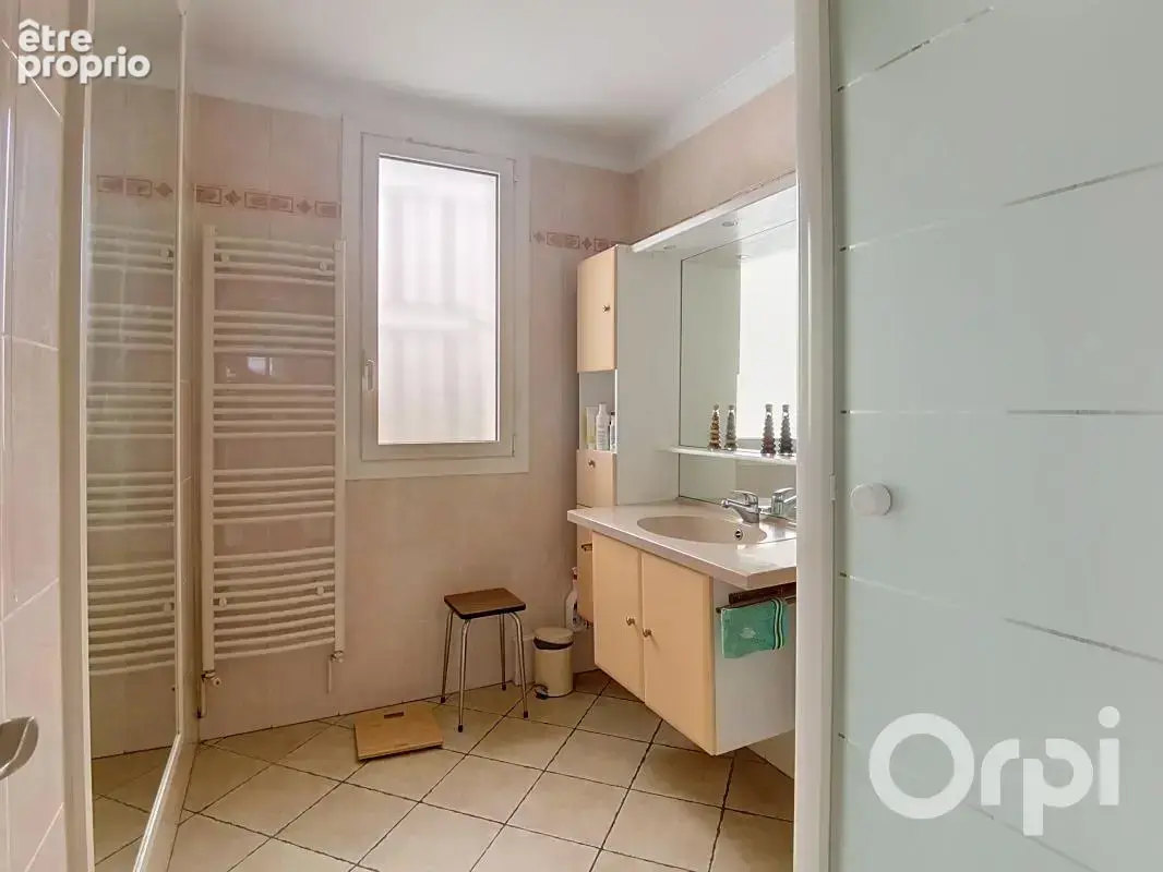 Ollioules (83190) Maison type 7 de 180m²  avec jardin et piscine - photo 7