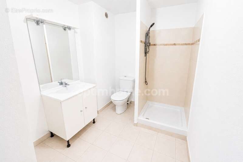 Appartement à MEZE