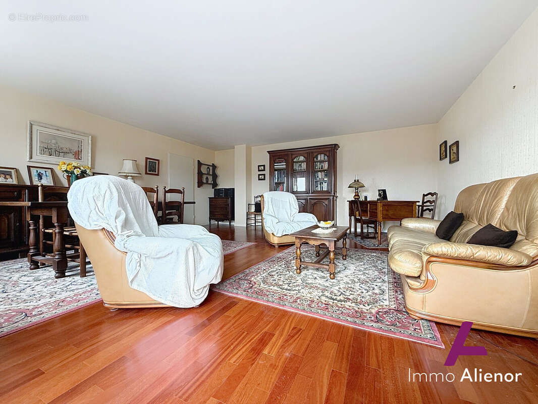 Appartement à LE BOUSCAT