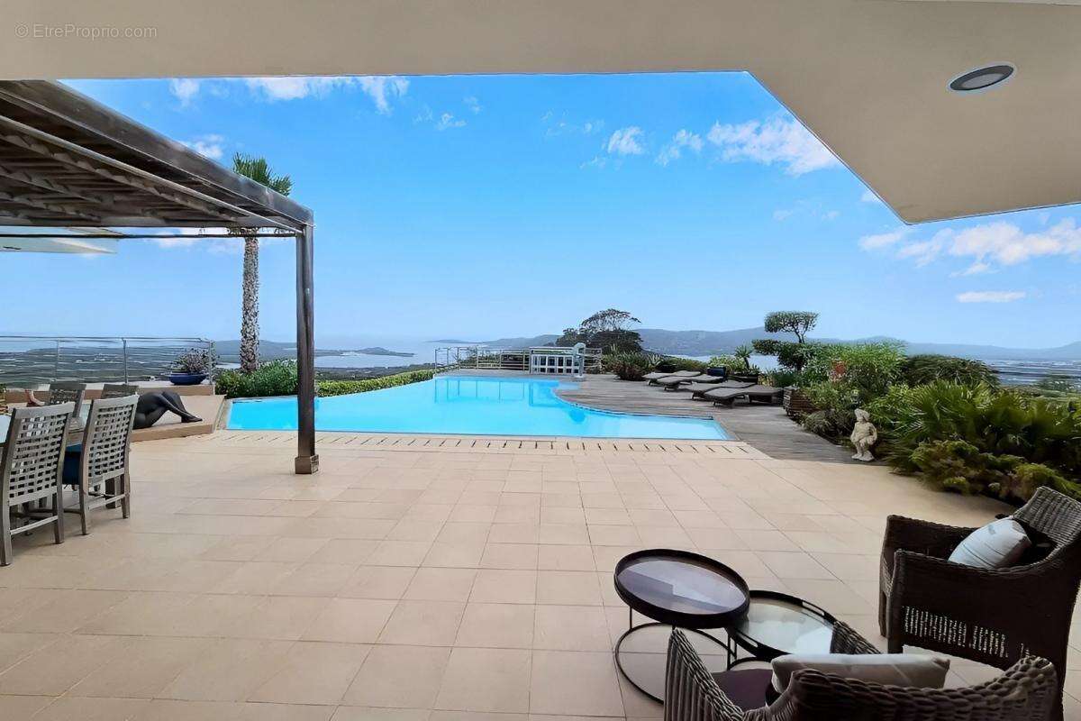 Appartement à PORTO-VECCHIO