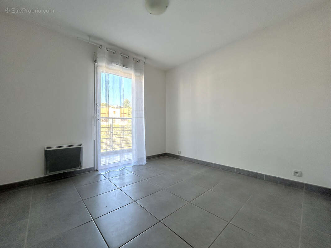 Appartement à MARSEILLE-14E
