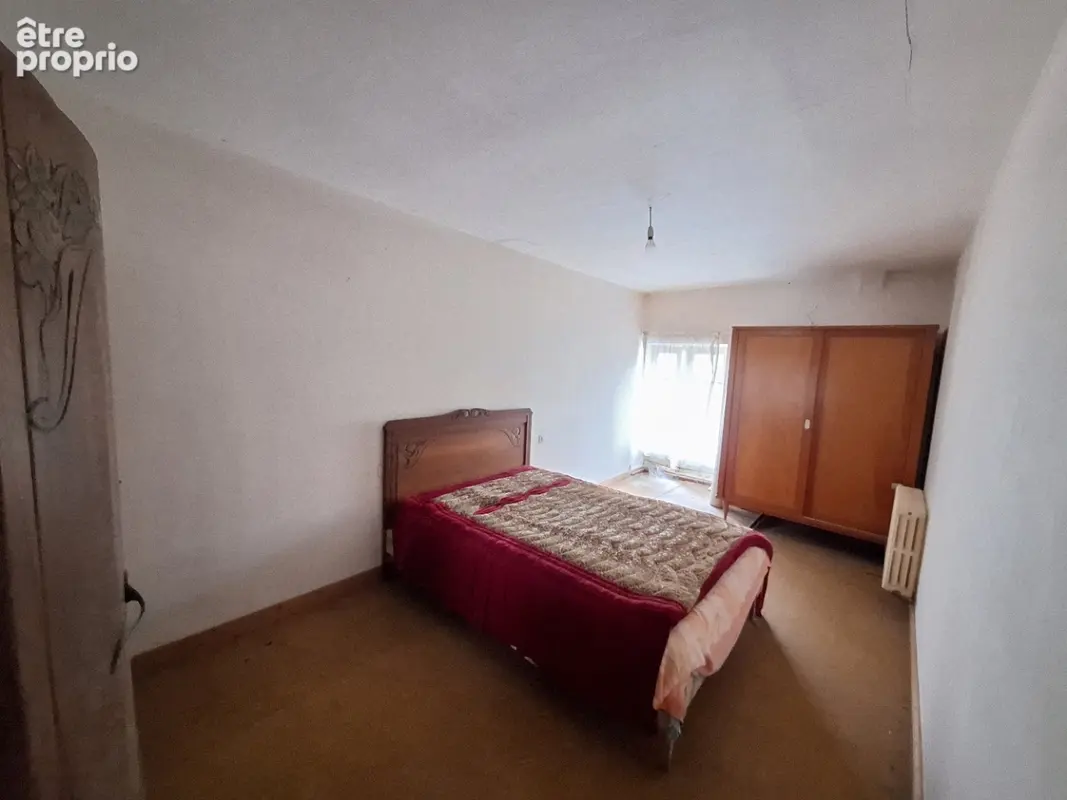 Maison à rénover dans un Bourg 7mns de Broons - 2ch - Dépendances et Garage - Idéal investissement  locatif - photo 12