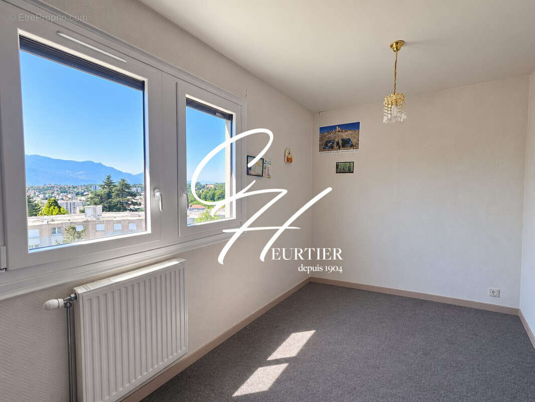 Appartement 88 m² à Voiron  - photo 3