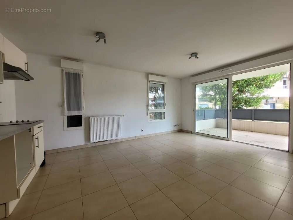 Appartement à JUVIGNAC