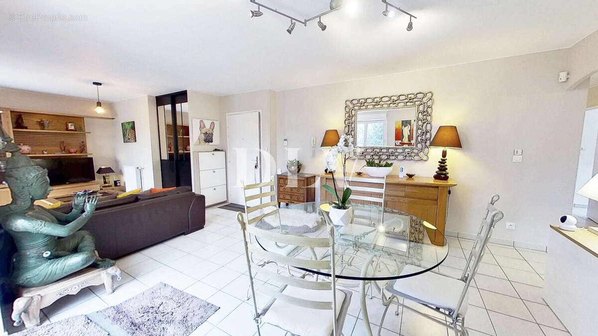 Appartement 99 m² à Avon  - photo 8