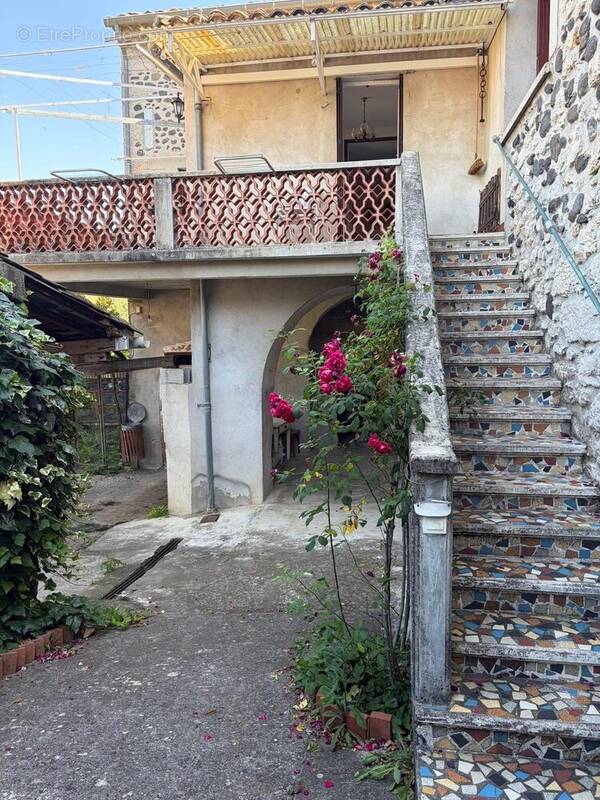Maison à CHOMERAC