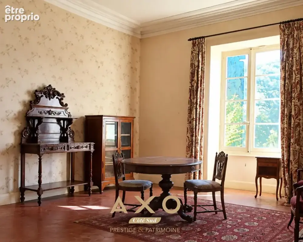 Vallabrix - appartement d'exception au sein d'un château - 7 pieces - garage - jardin - 630 000  - photo 9