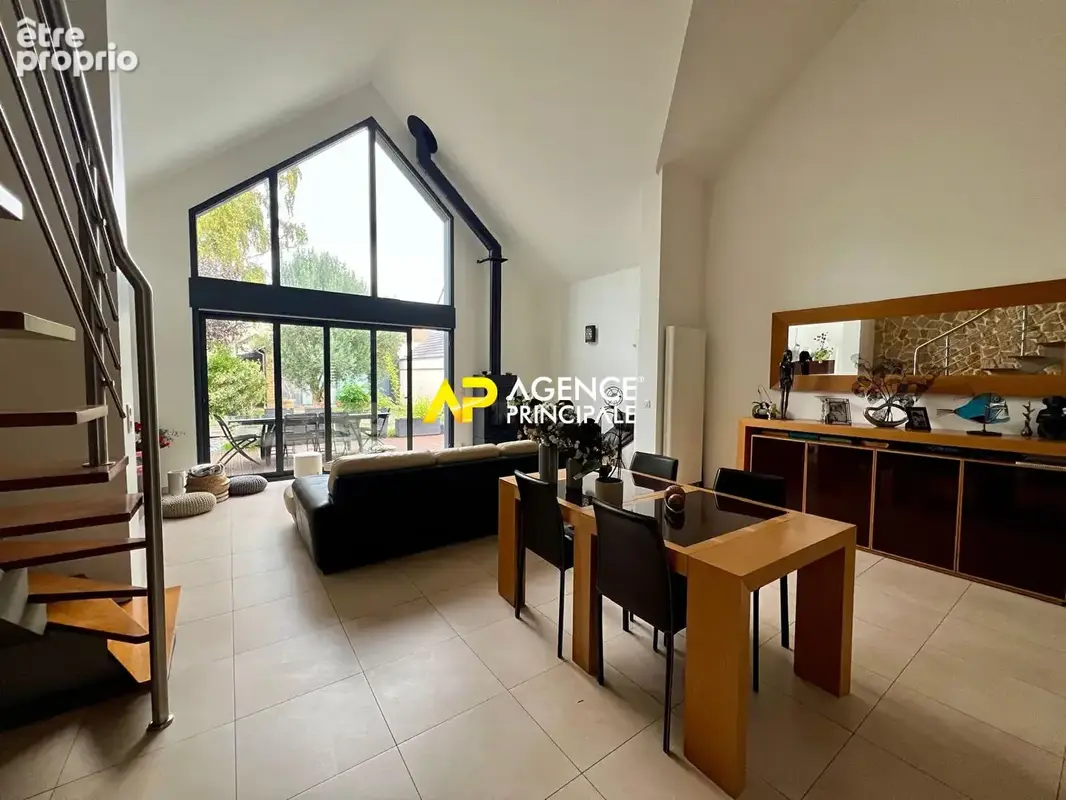 Sartrouville - Les Richebourgs - Maison 6 pièces 112 m2 - photo 5