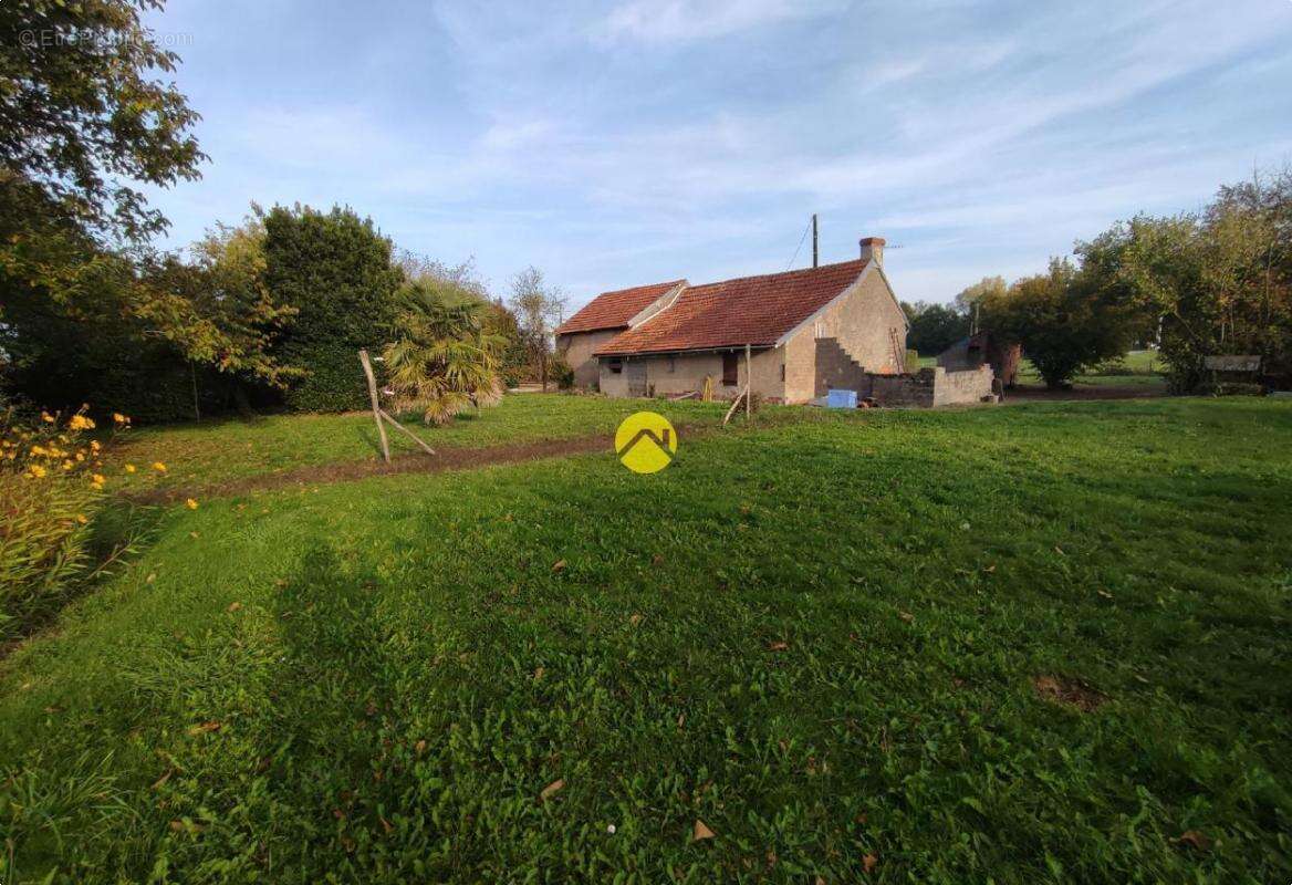 Maison à VAILLY-SUR-SAULDRE