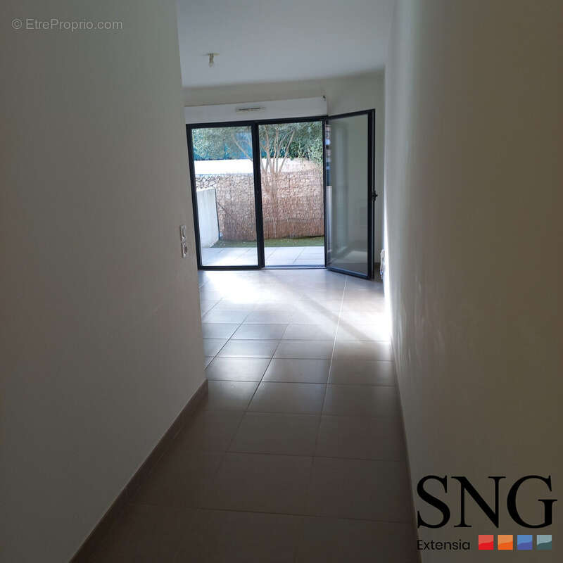 Appartement à HYERES
