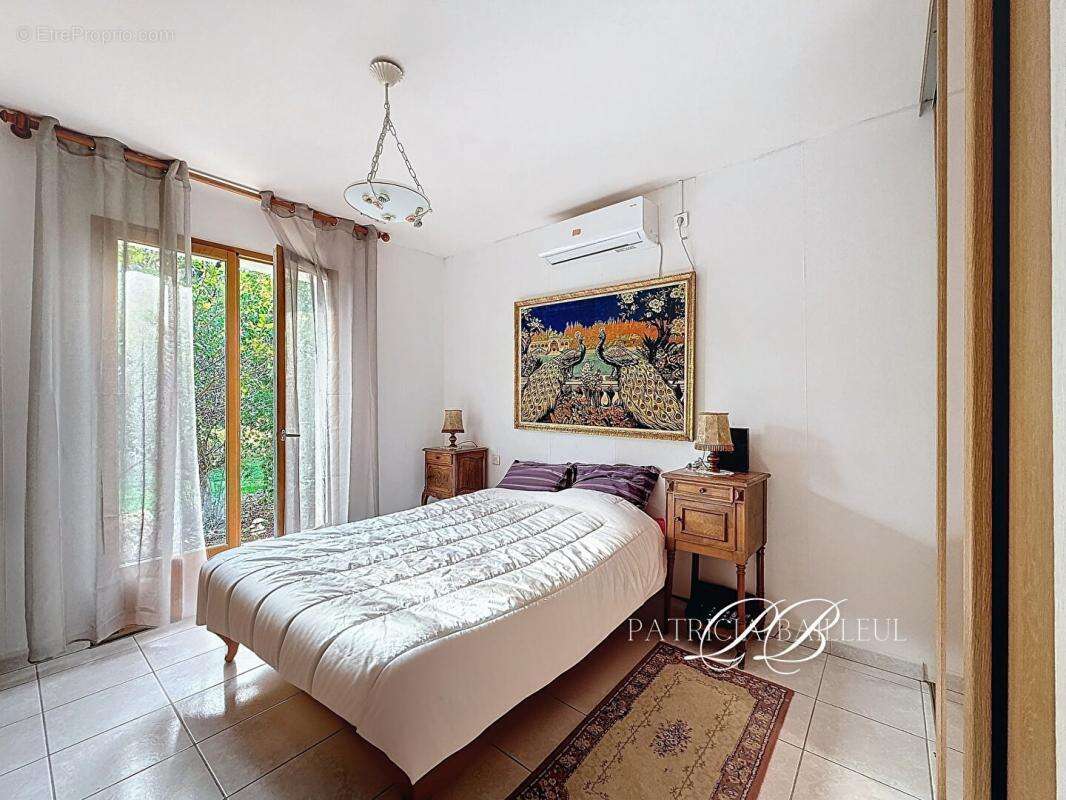 Maison à THEZA