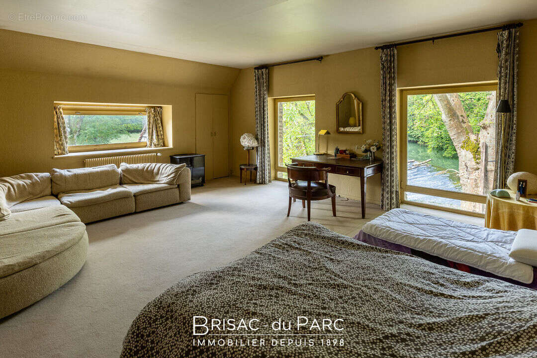 Maison à SAINTE-MARIE-SUR-OUCHE