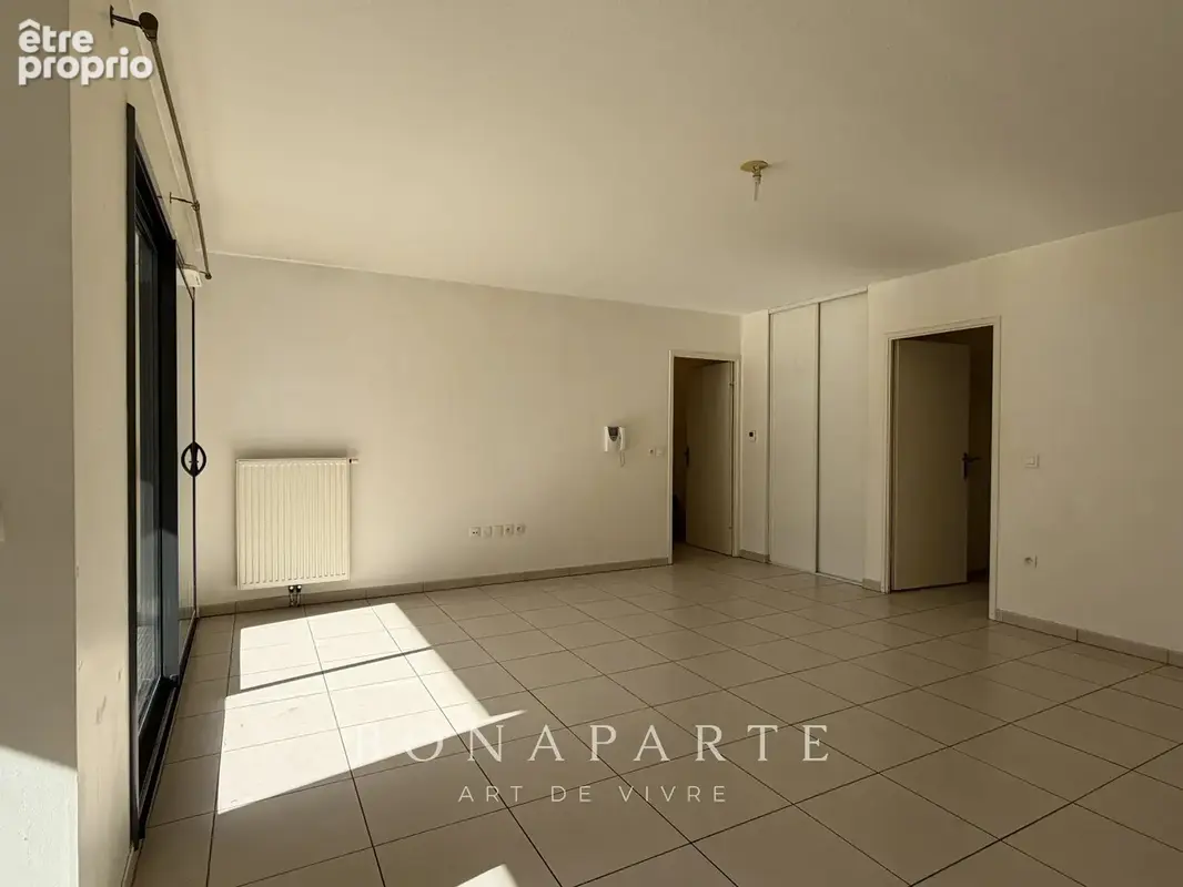 Quartier chartrons - appartement t3 avec terrasse et garage privatif - photo 2