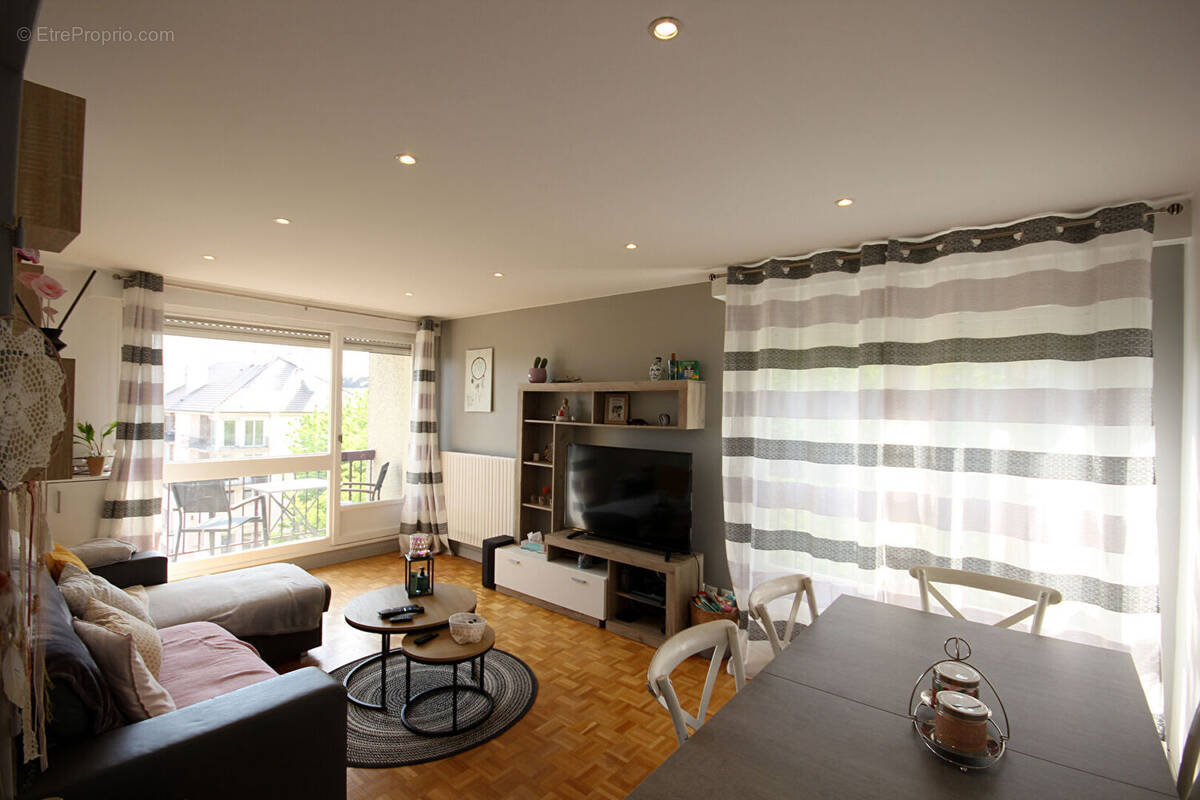 Appartement à MAUREPAS