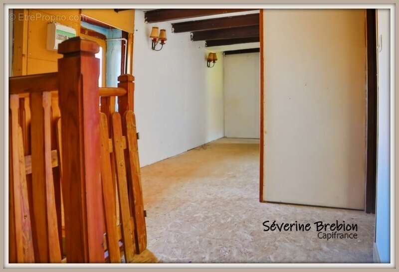 Maison à NOIRETABLE