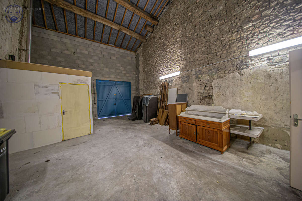 Immeuble, accés RN4 immédiat - photo 17