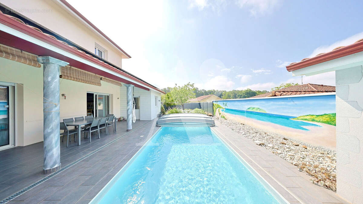 Maison à SAINTE-MARIE-DE-GOSSE