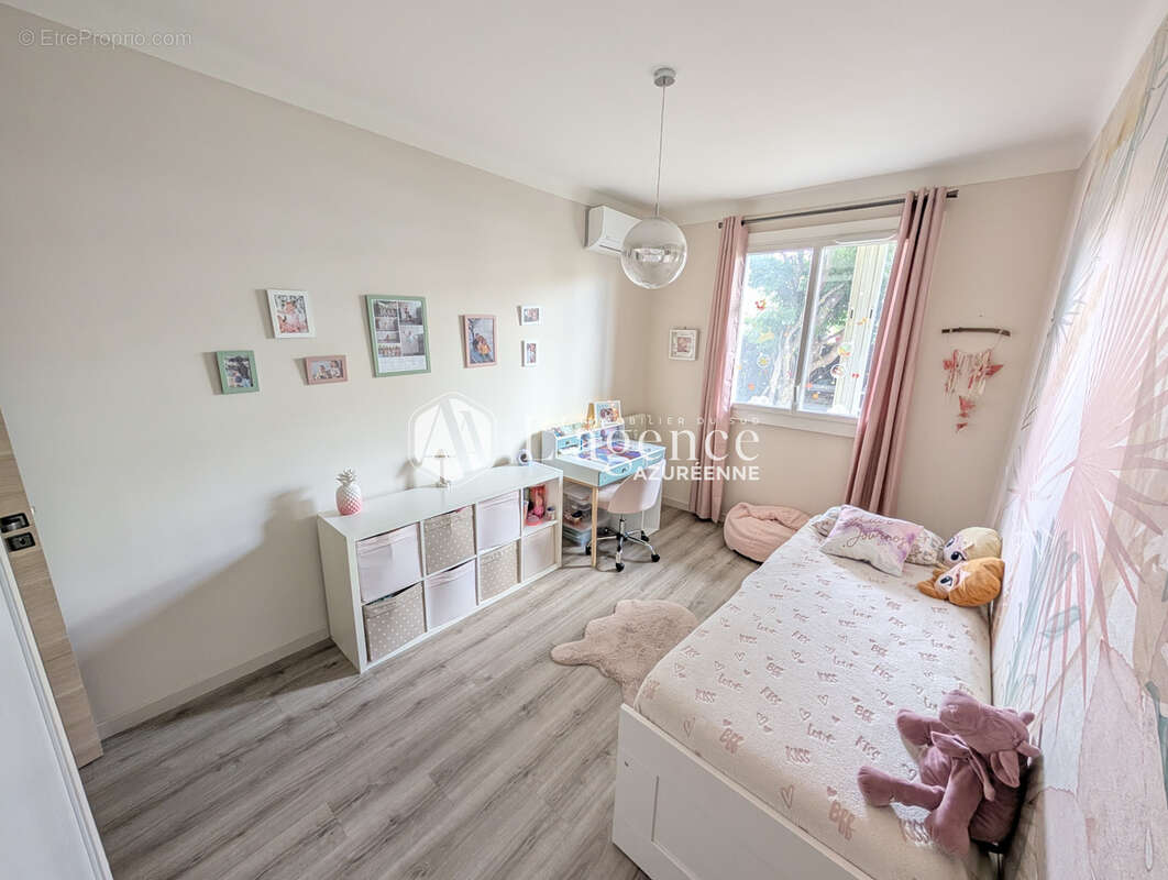 Appartement rez-de-chaussée - Cros-de-Cagnes - photo 4