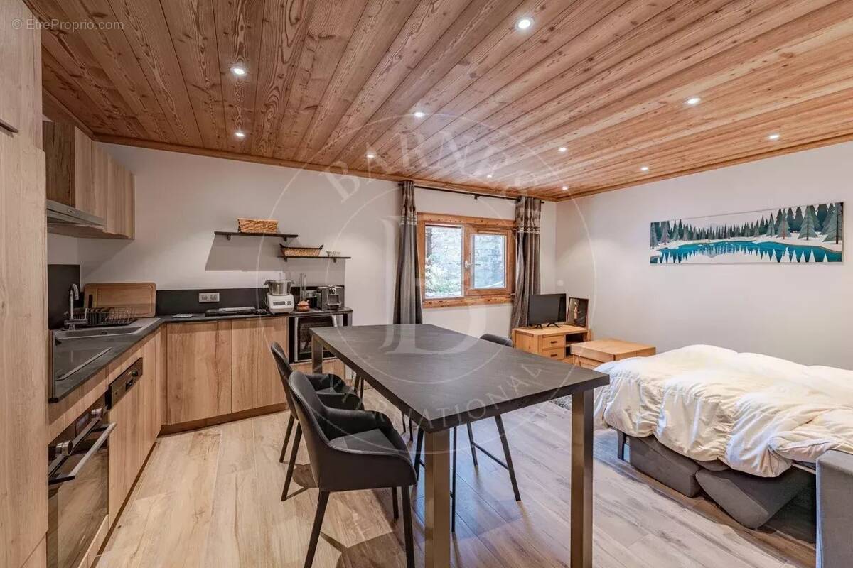 Appartement à LES ALLUES