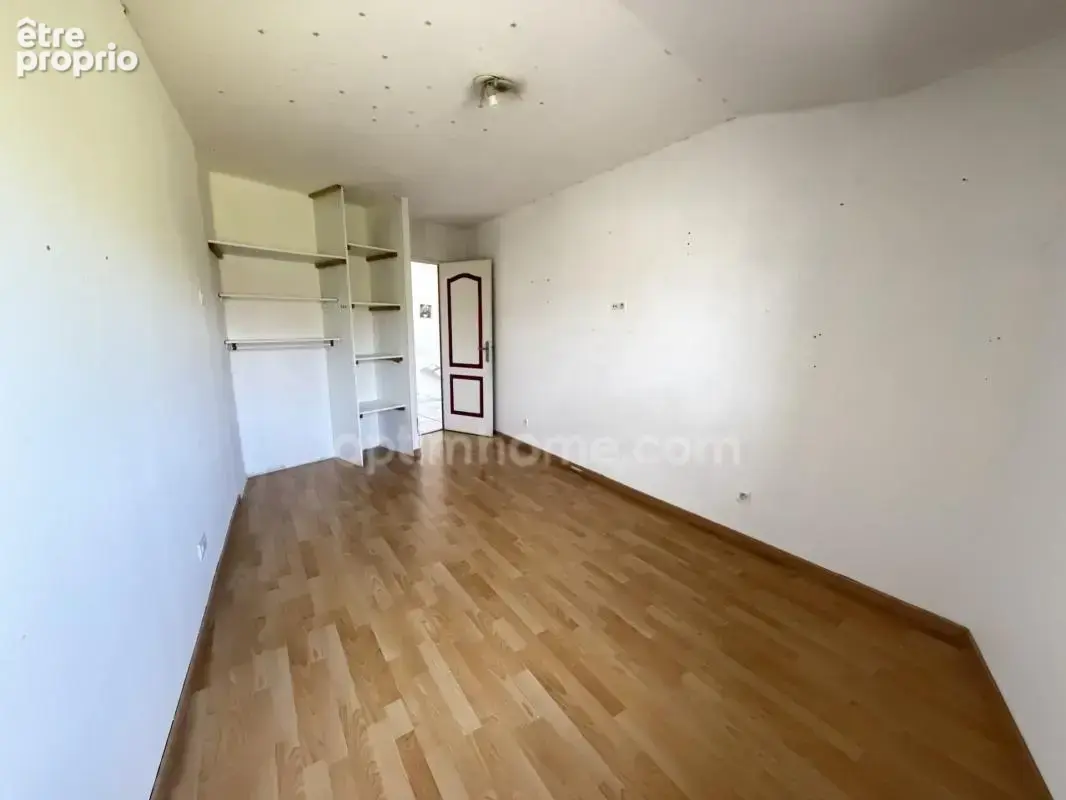 Maison 135m2 : 4 chambres + garage + jardin - photo 8