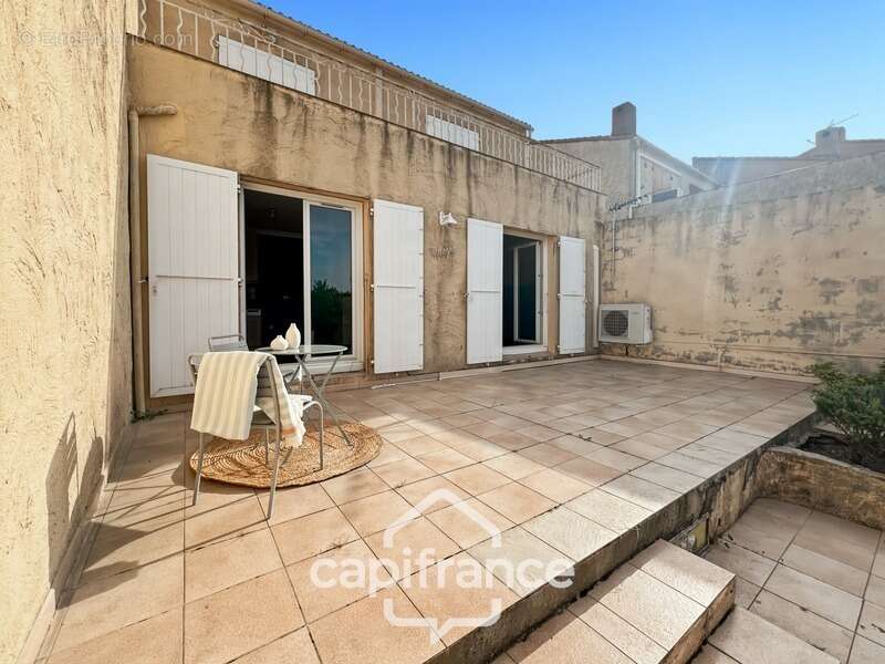 Maison à CARQUEIRANNE