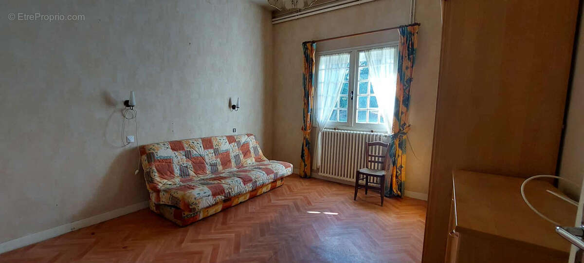 Maison à CONFOLENS