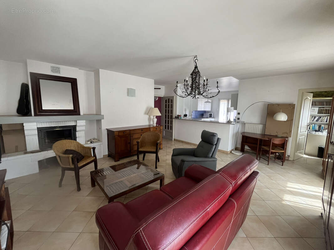CABESTANY   Rare sur le marché : Villa 3 faces 110 m2 de plain-pied avec garage en sous-sol de 87 m2 - photo 7