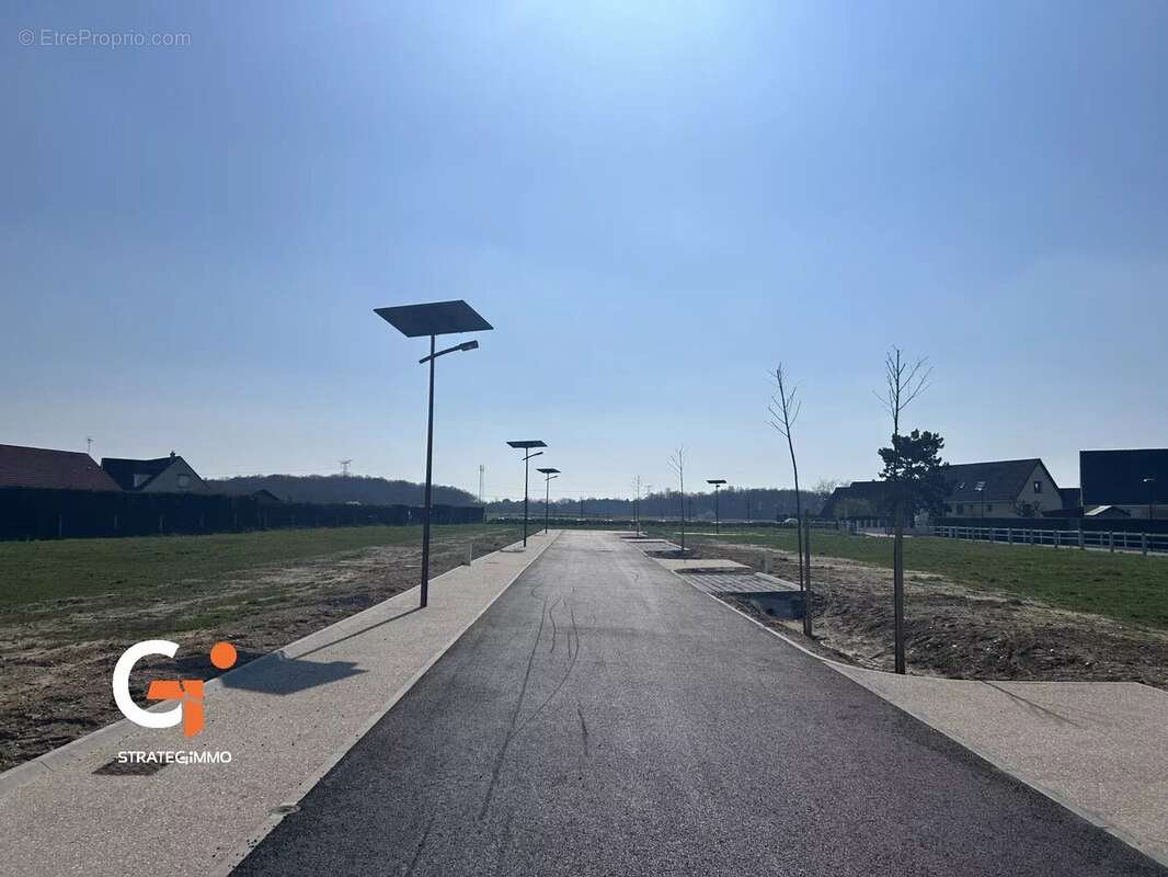 Terrain à BERVILLE-SUR-SEINE