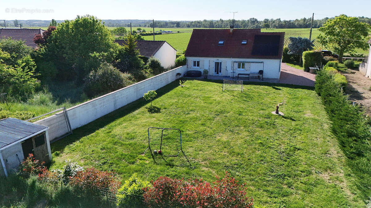 Maison à BESSAY-SUR-ALLIER