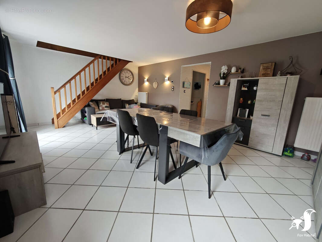 Maison à PECQUENCOURT
