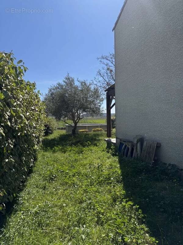 Maison à MONTREDON-DES-CORBIERES