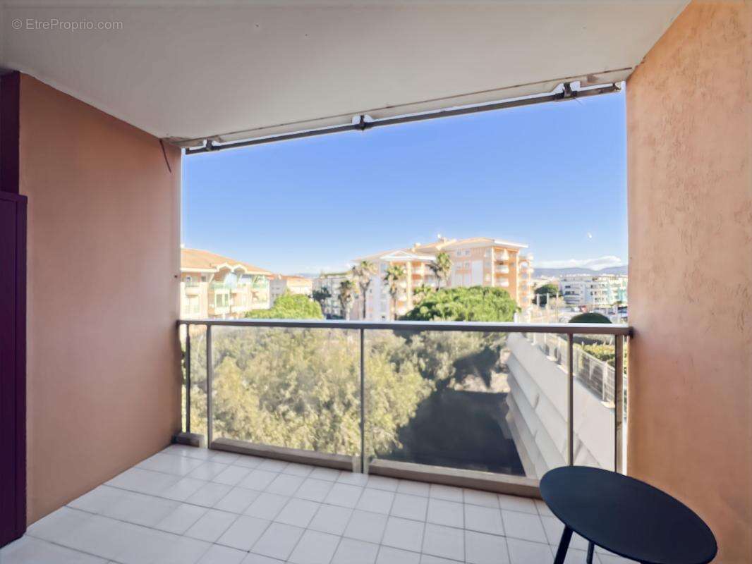Appartement à FREJUS