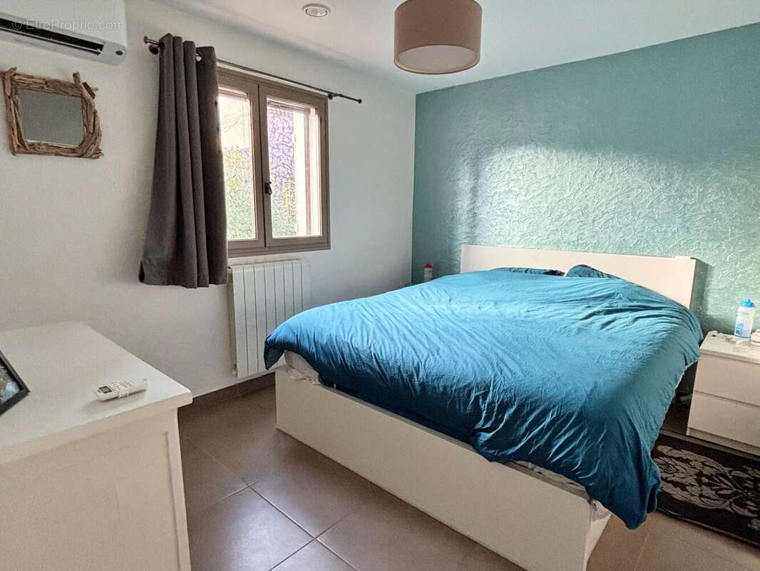 Maison à PUGET-SUR-ARGENS