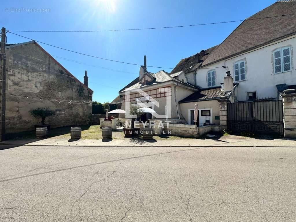 Appartement à NOLAY