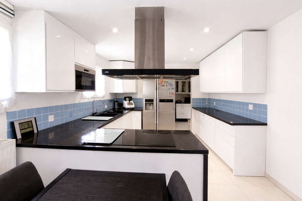 Maison à OZOIR-LA-FERRIERE