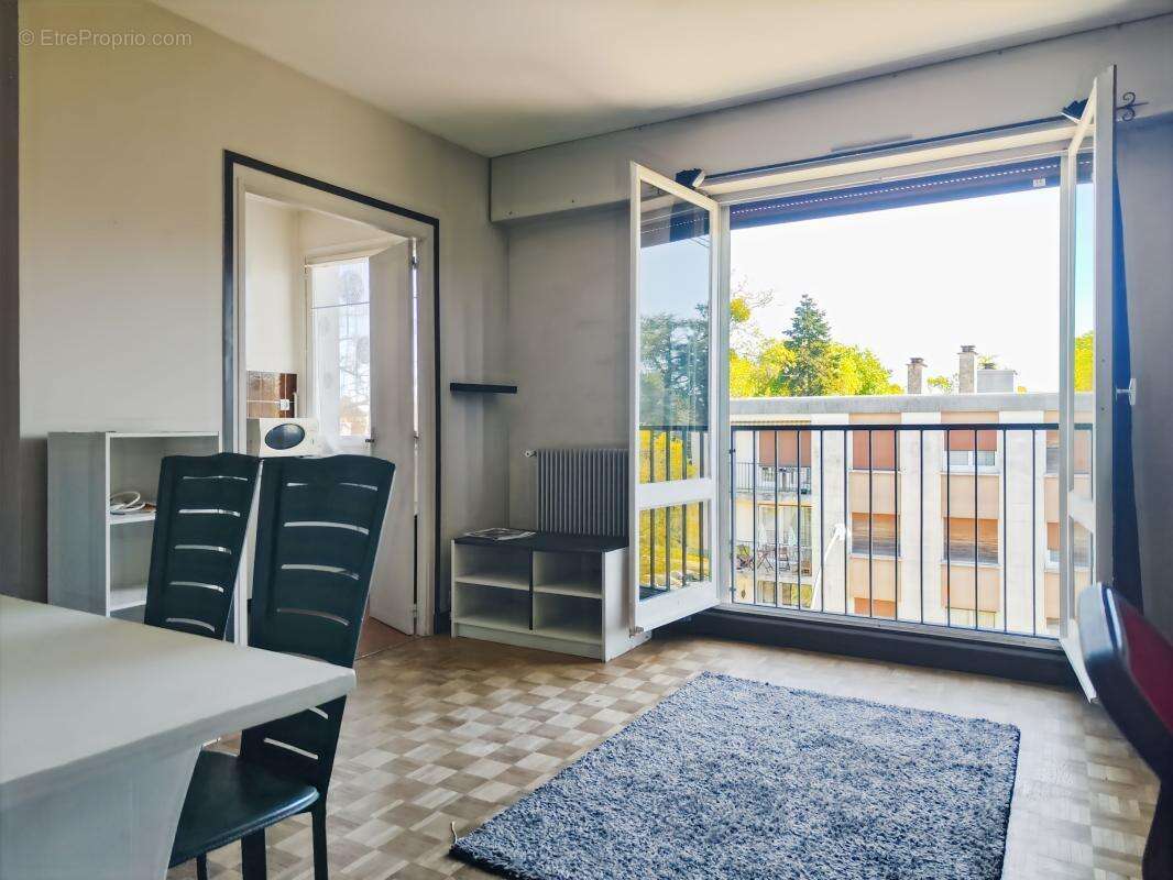 Appartement à OLIVET