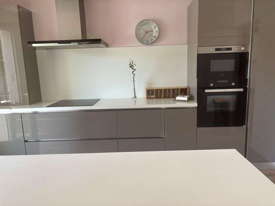 Villeneuve les Avignon,, Somptueuse maison 140m², terrain 400 - photo 5