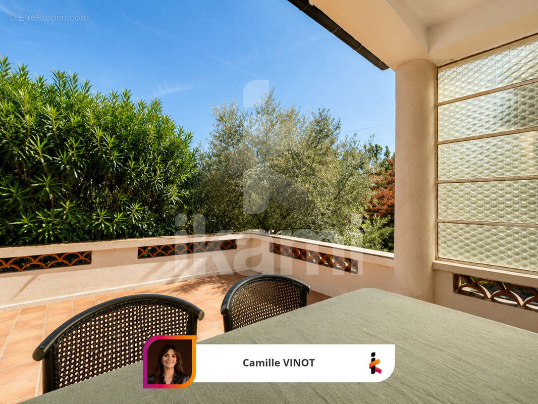 Maison de charme des années 1920, 9 pièces, surface 245 m2, rez de jardin avec terrasse exposé Sud - photo 4