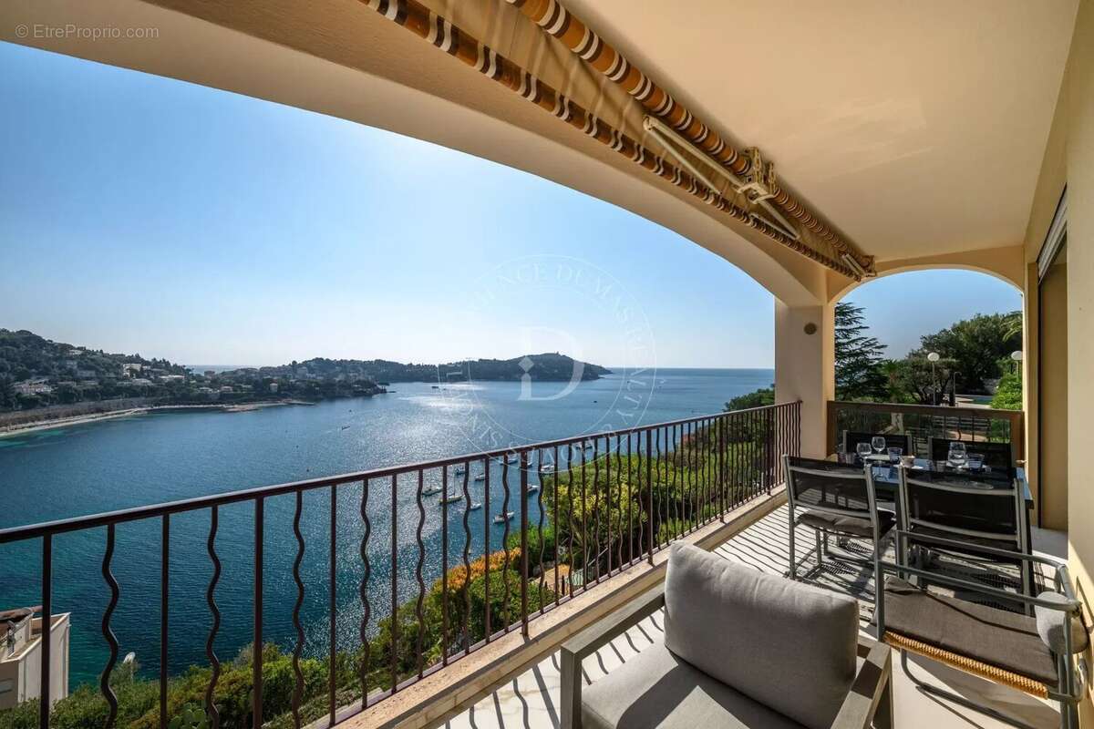 Appartement à VILLEFRANCHE-SUR-MER