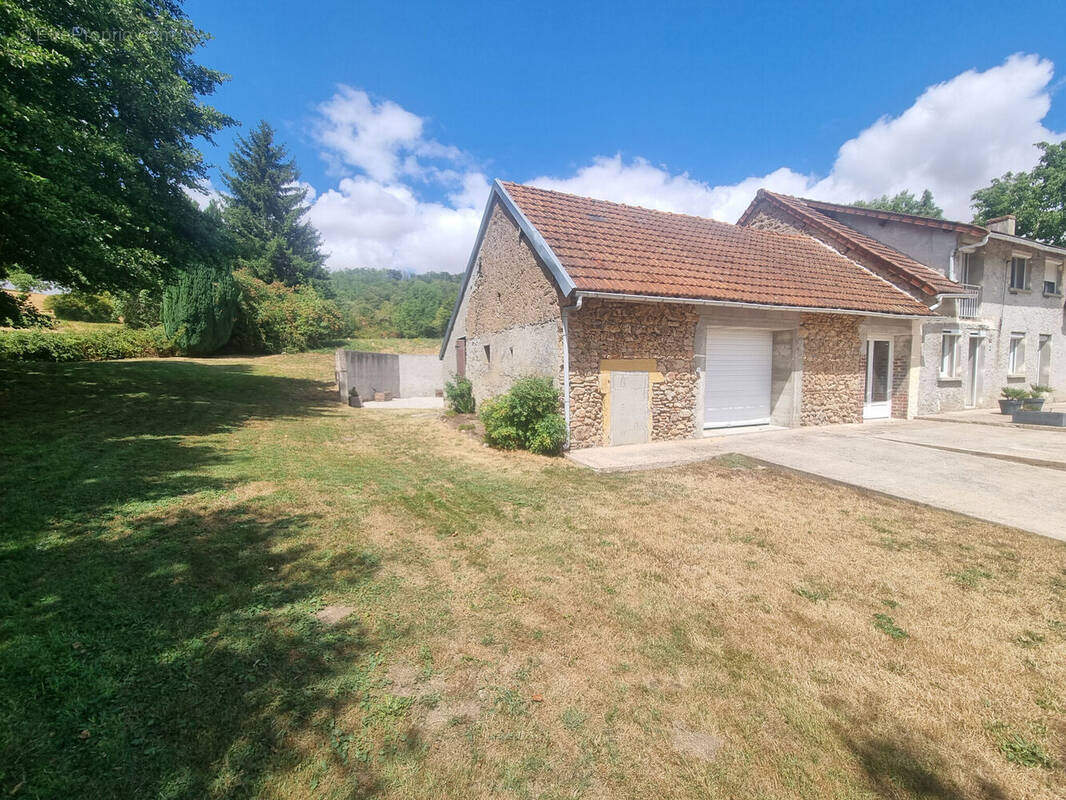 Photo 1 - Maison à SAINTE-RADEGONDE
