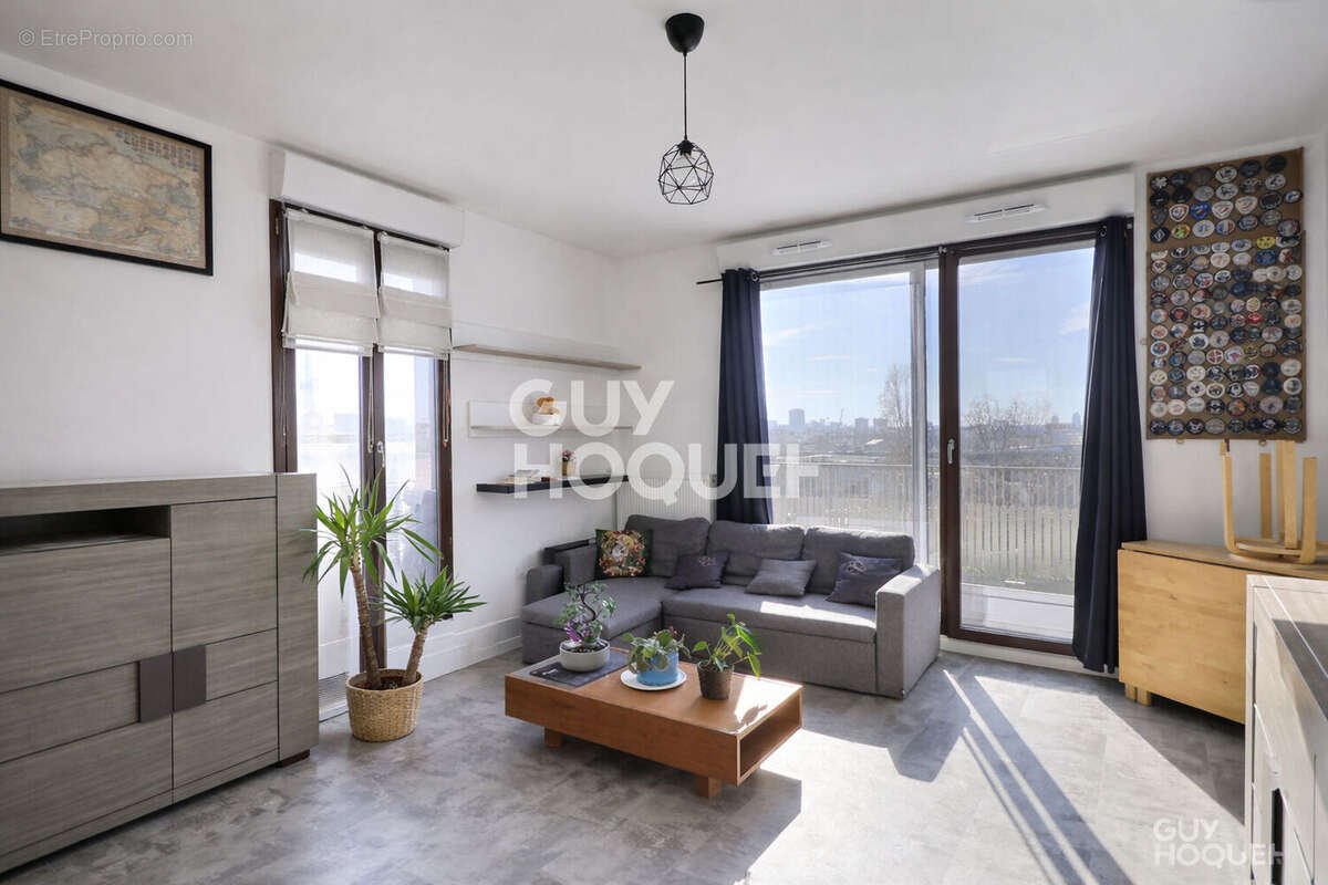 Appartement à LA COURNEUVE