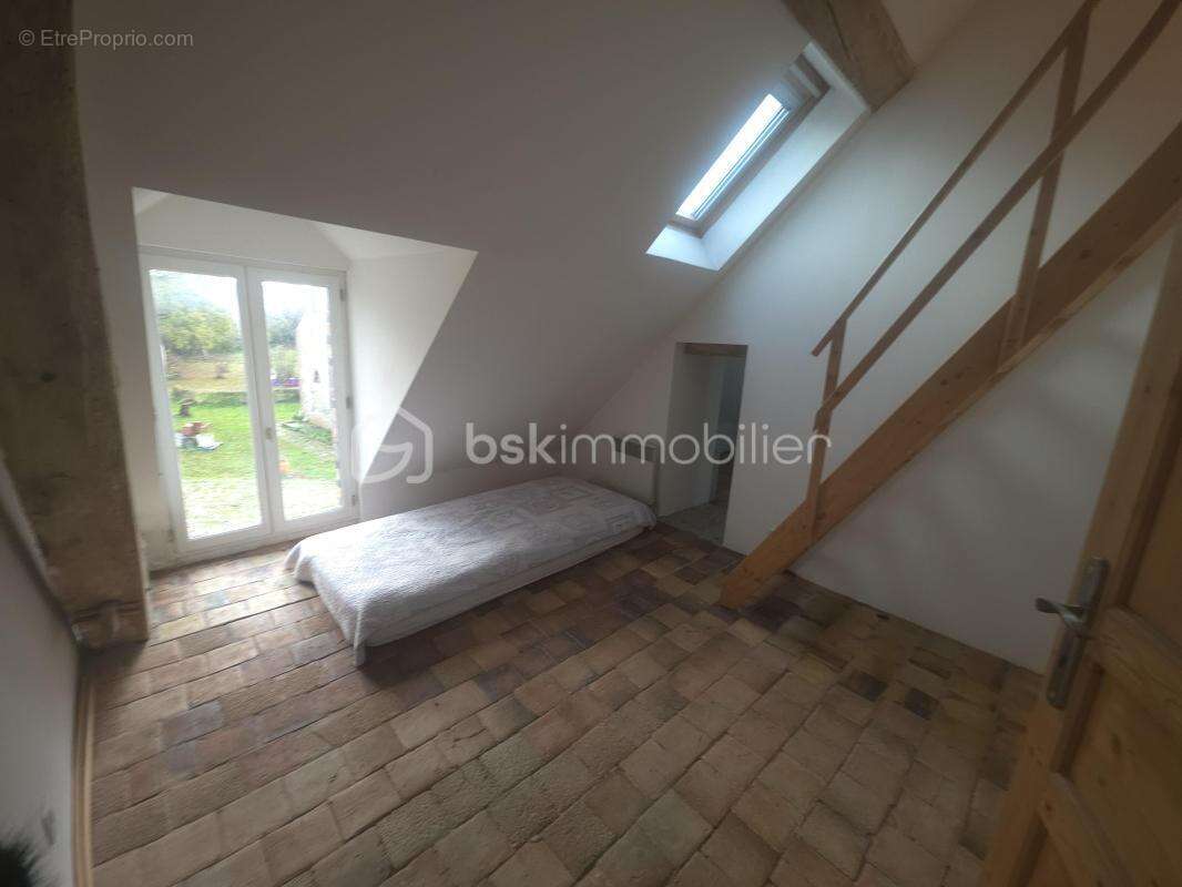 Maison à COURTEMAUX