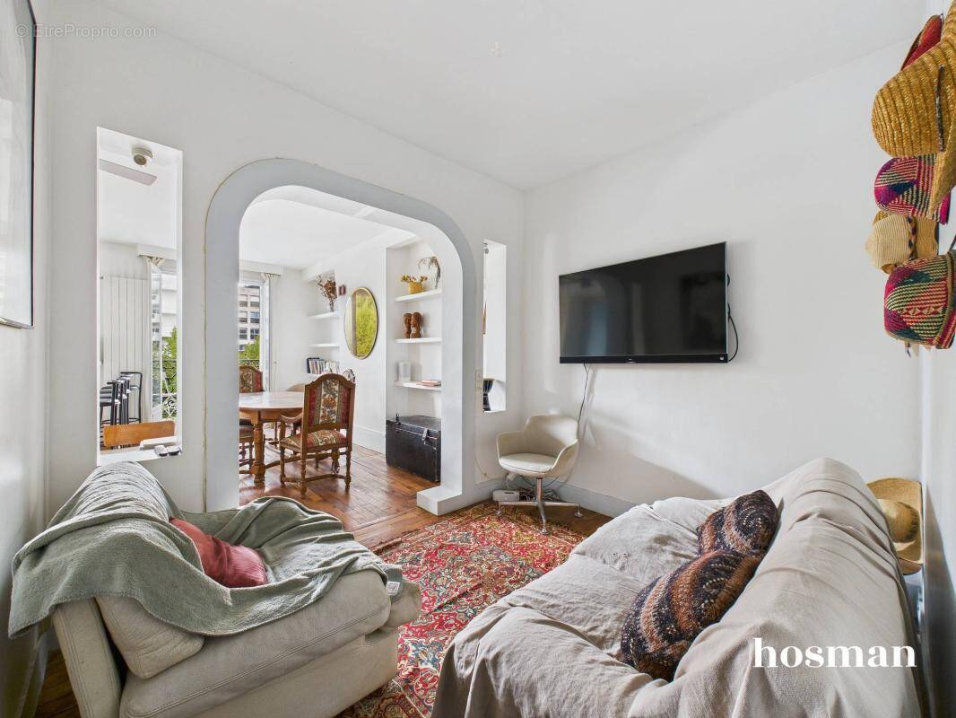 Appartement à NEUILLY-SUR-SEINE