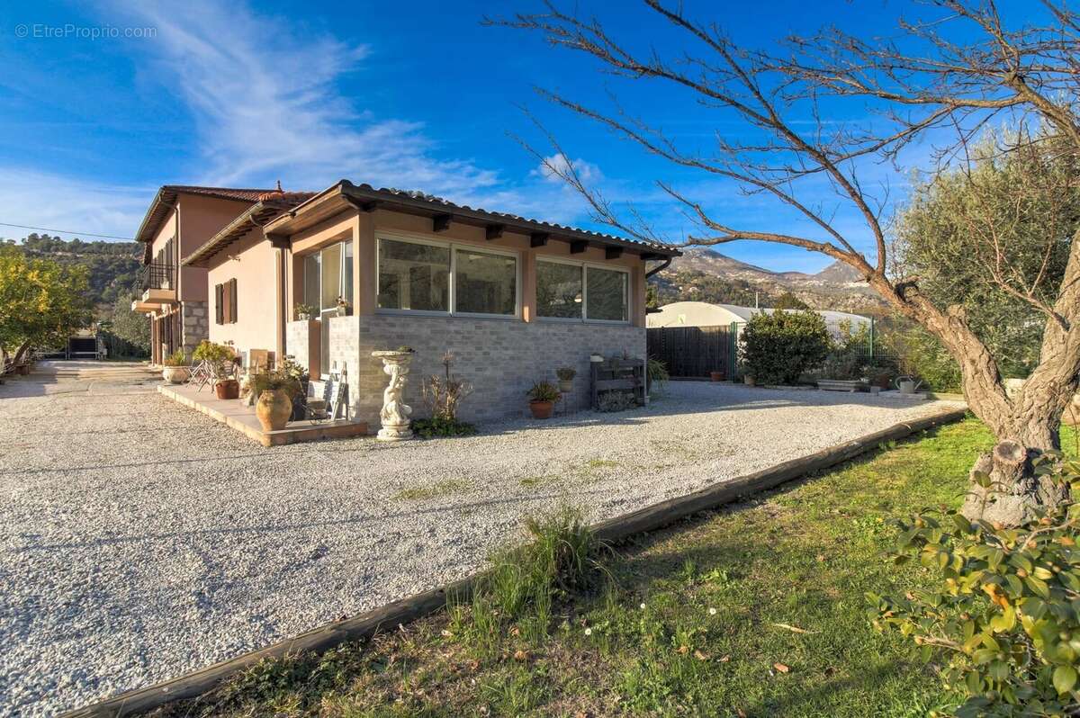 Maison à SAINT-MARTIN-DU-VAR