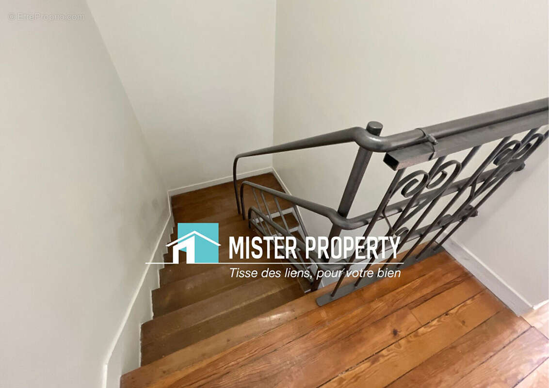 Maison à SARTROUVILLE