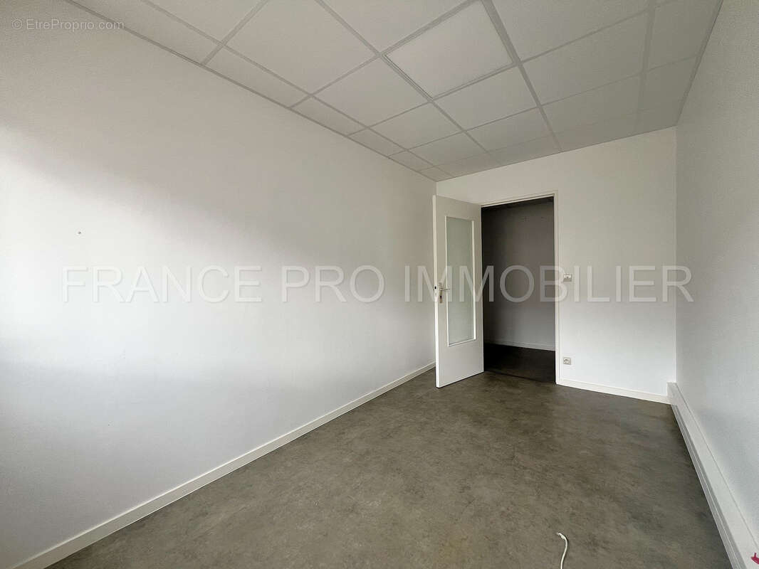 Commerce à CHERBOURG-OCTEVILLE