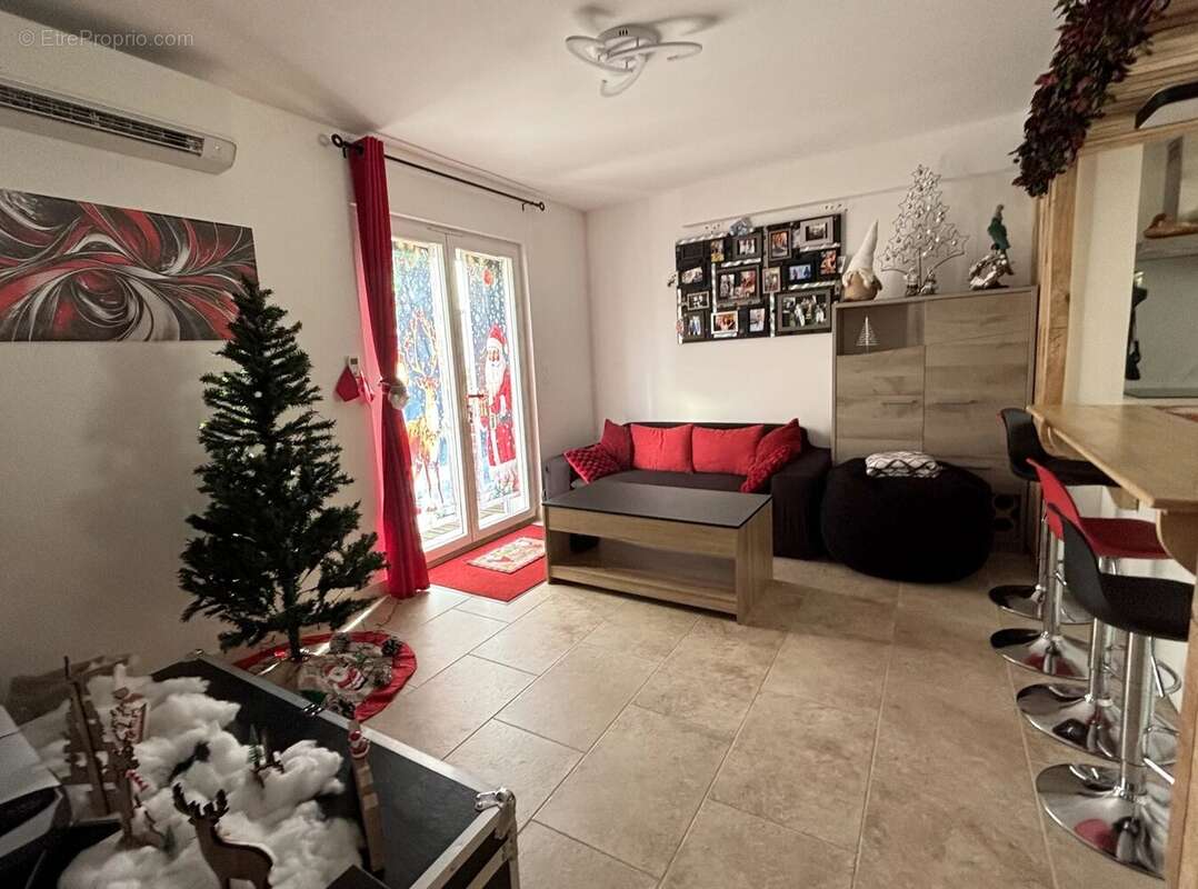 Maison à SAINT-MARTIN-DE-CRAU