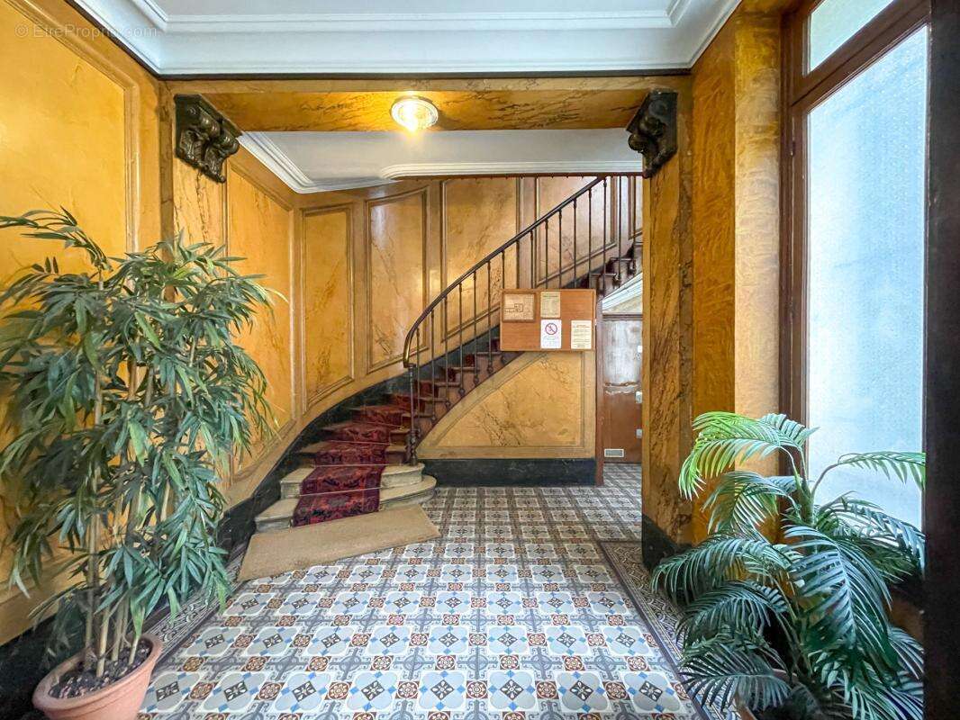 Appartement à PARIS-18E