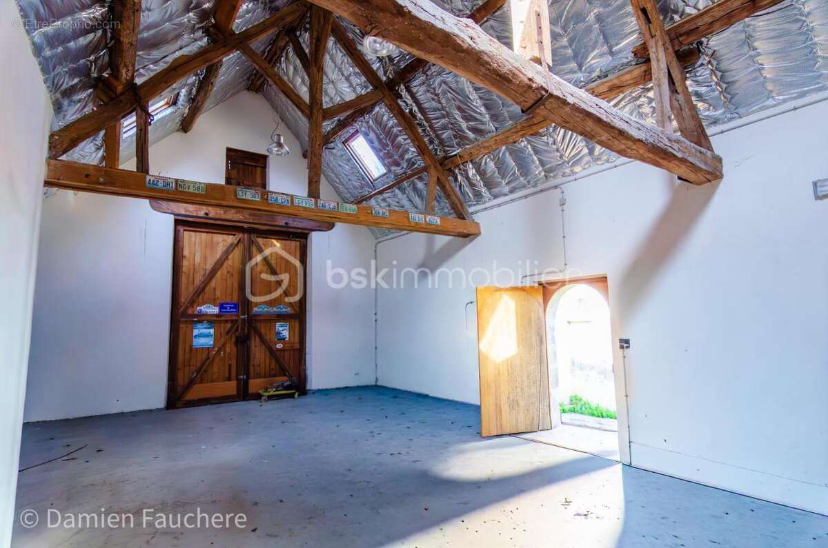 Maison à SAINTE-MESME