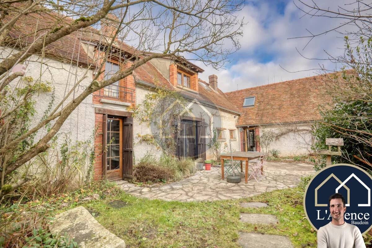 Maison à YERMENONVILLE